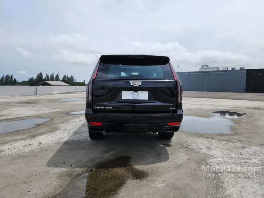 Escalade 6.2 ESV Sport Platinum