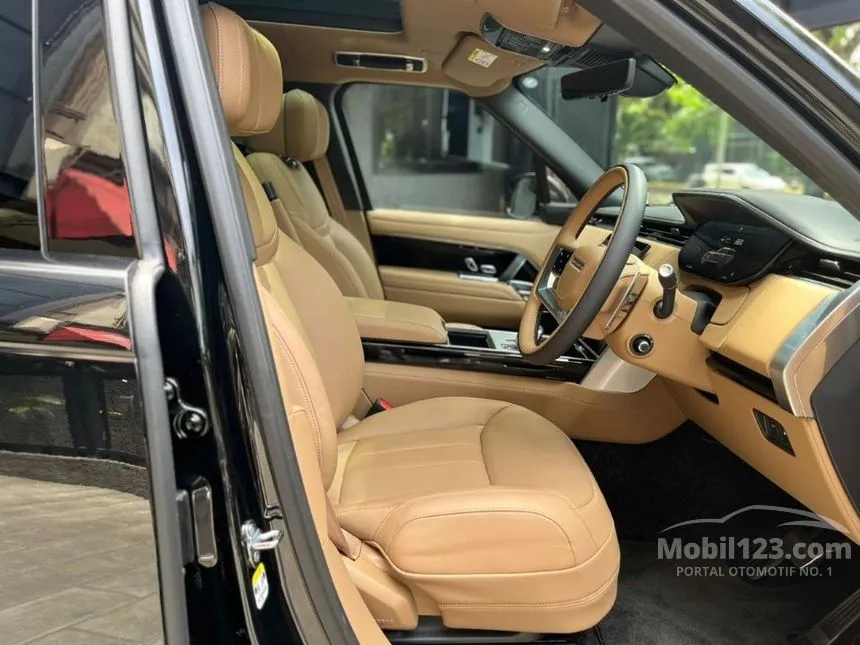 Land Rover Range Rover 3.0 P460e Autobiography LWB SUV